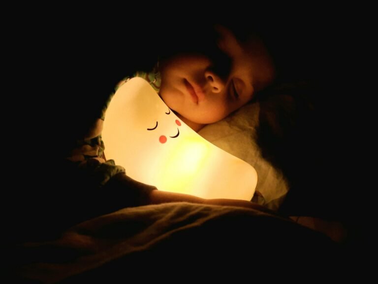 The Ultimate Guide to Choosing the Best Night Light for Night Feeds